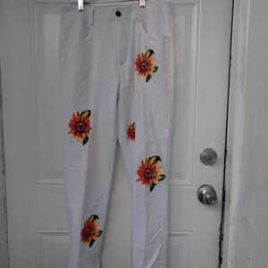 MISSLOOK WHITE PANTS JEANS W/FLORAL MOTIFS SIZE S COTTON BLEND
